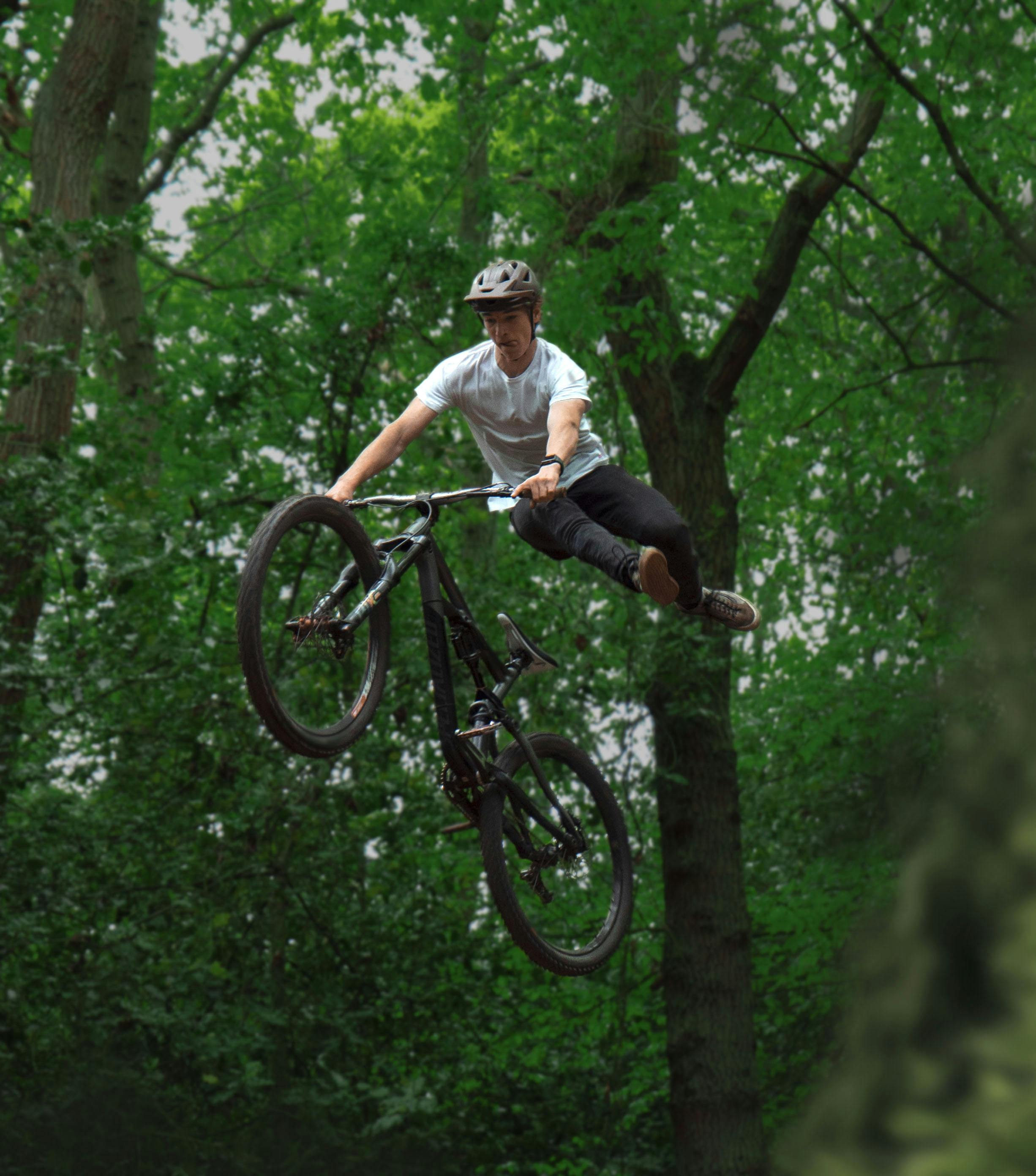 Sepeda Gunung OEM Kustom 26 27 - Mountain Biking Europe ulasan dan harga